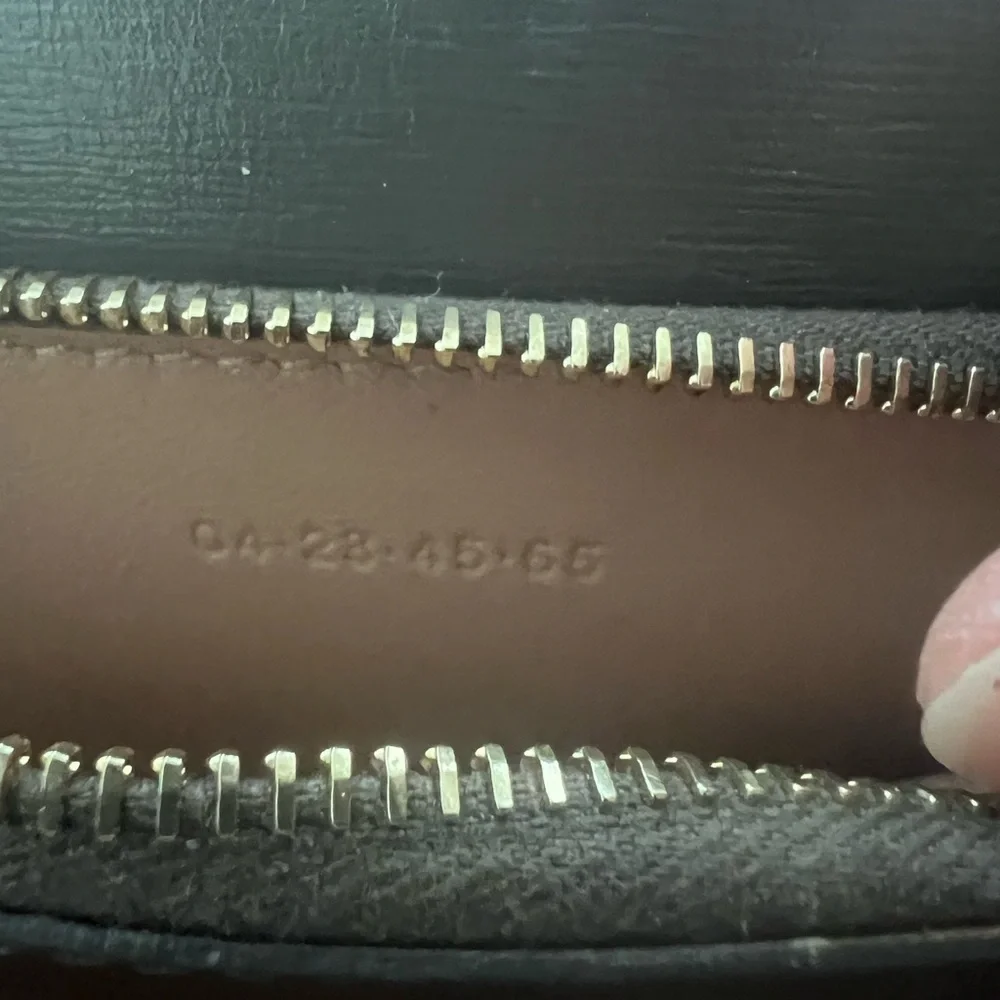 Chloe Arlene Small Leather Crossbody Bag - Picture 5 of 6